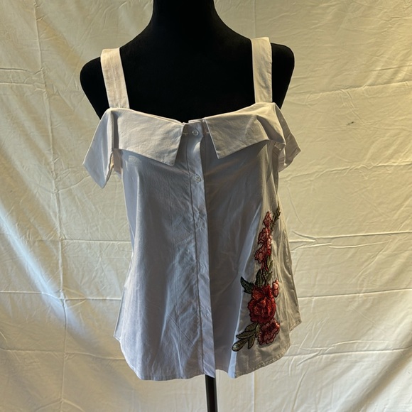 NWT cold shoulder top - Picture 2 of 7